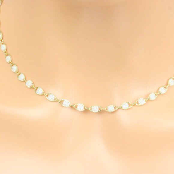 "Minimalist Necklace – Timeless, Elegant Jewelry for Her, MAR091267 - Picture 7 of 10